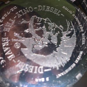 Meet your Posher, Que